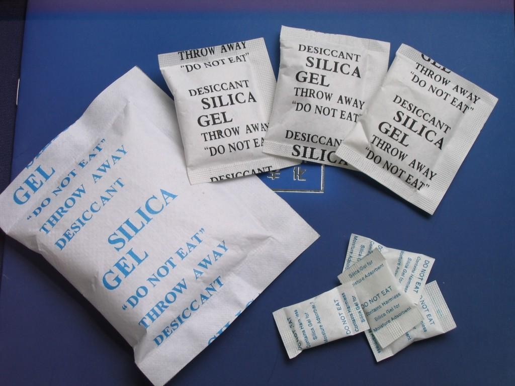 Silica_Gel_desiccant_for_packaging-1024x