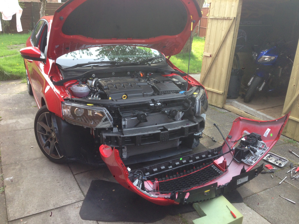 5683cc8e7c381_DemntazderzakaOctavia3RS8.