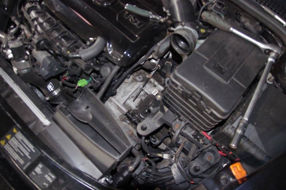 Short Shifter Octavia 3 RS 4.jpg