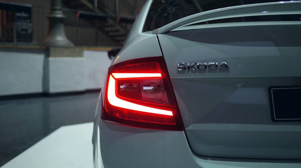 Nowa ŠKODA OCTAVIA RS 3.jpg