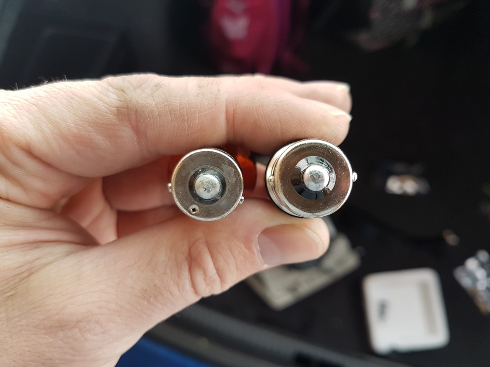 rzeźba led kierunkowskaz.jpg