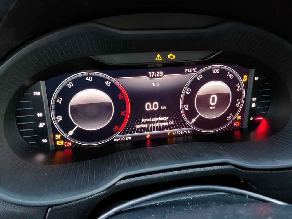 2018-10-14 17.23.09.jpg