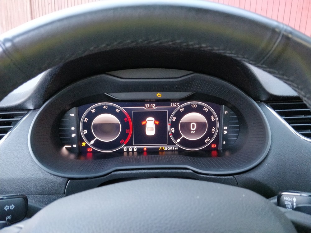 2018-10-14 17.12.42.jpg