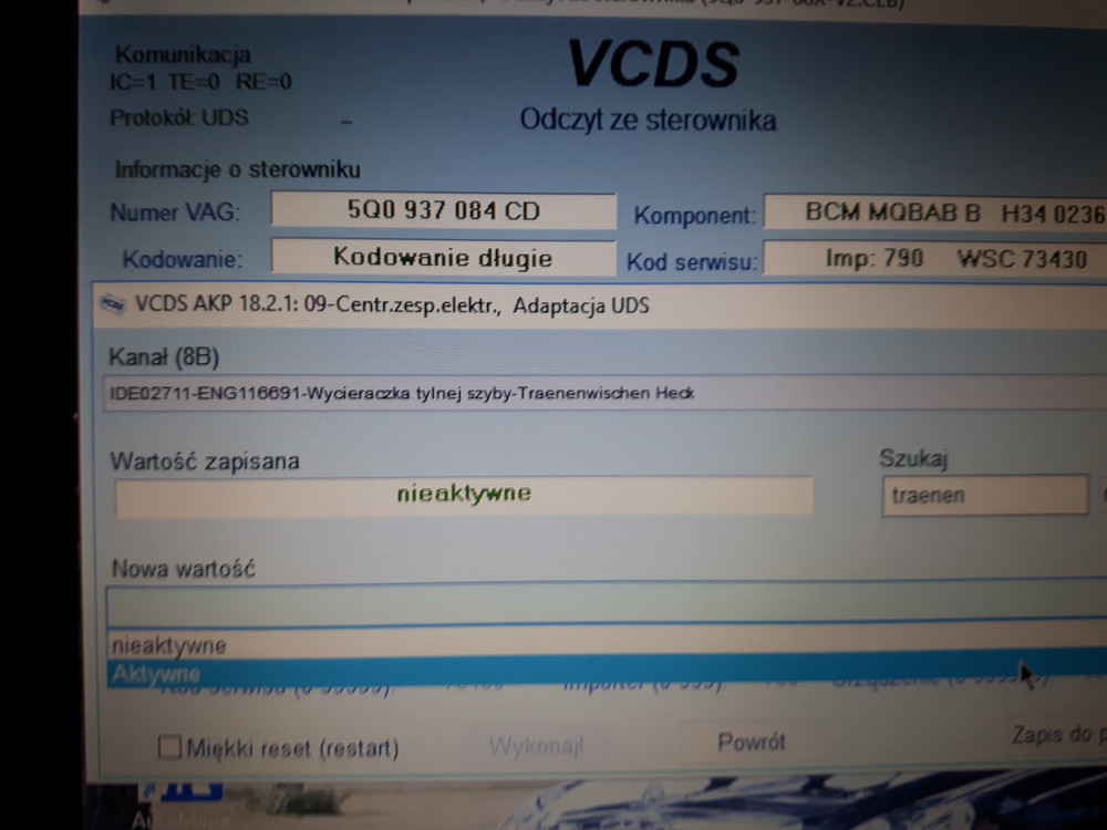 Tylna wycieraczka (''łza.jpg