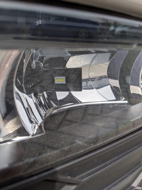 LED in foglights-2.jpg