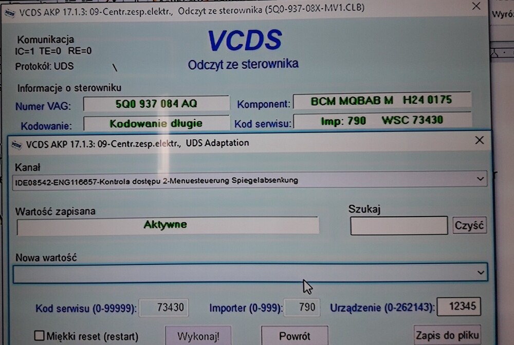 Lusterko prawe 2.jpg