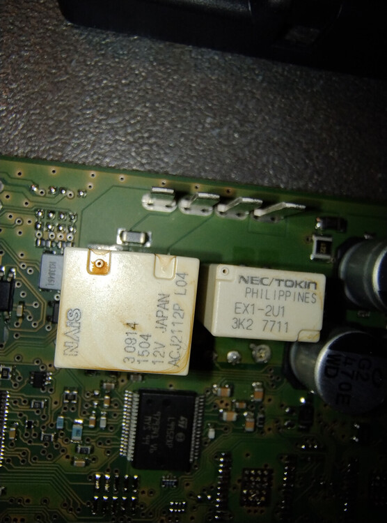 Przekaźnik klapy skoda octavia.jpg