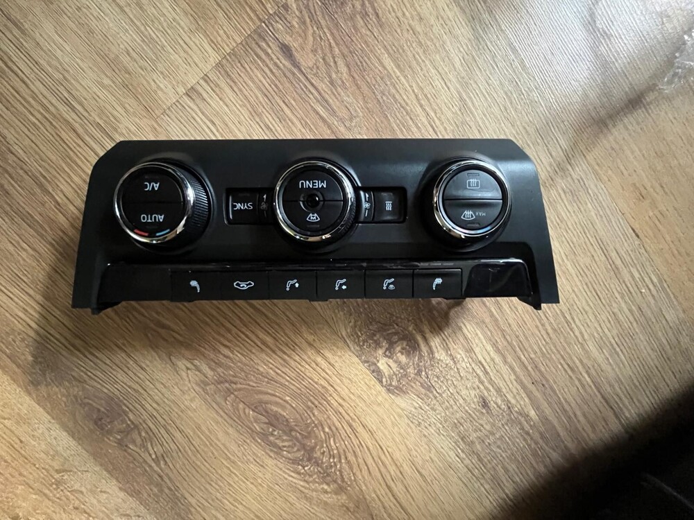 Zdjęcie WhatsApp 2025-11-01 o 09.43.30_235102a1.jpg